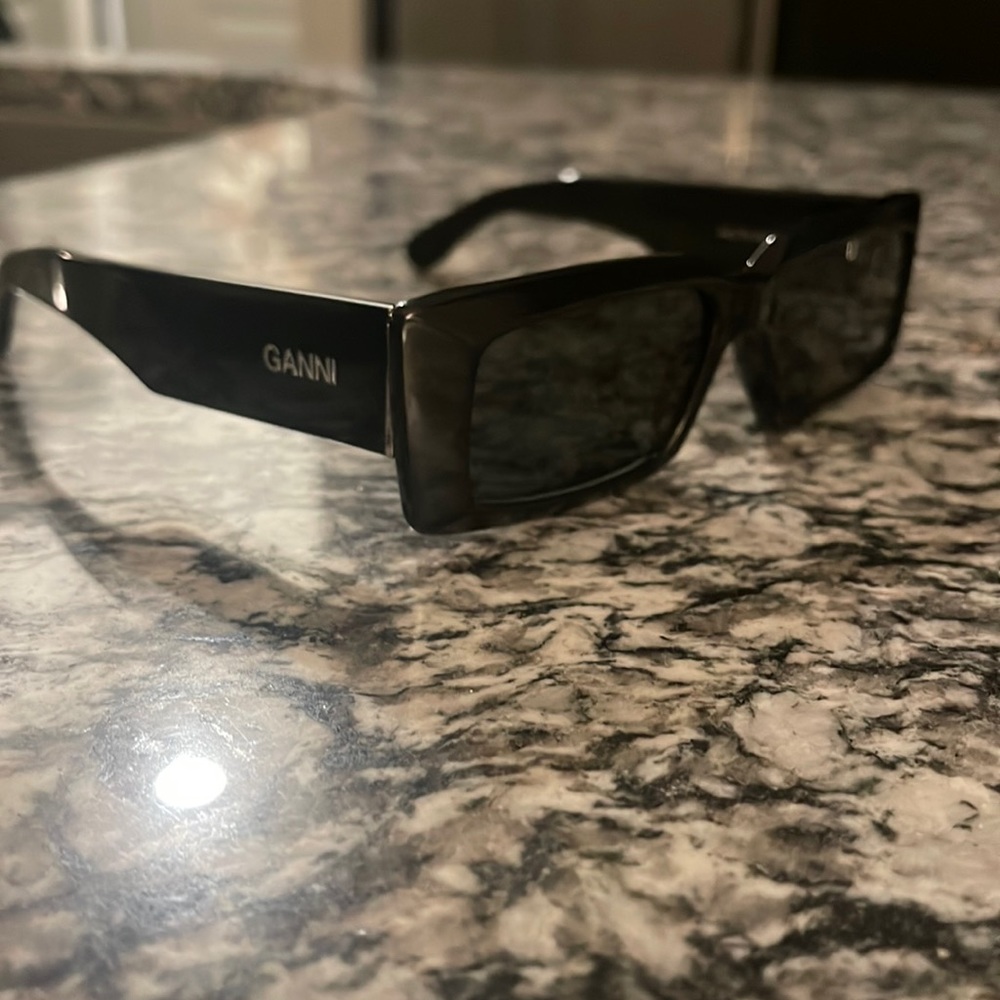 GANNI rectangle sunglasses